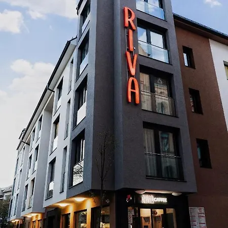 酒店 Riva